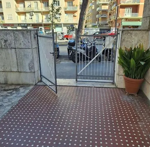 Apartment S Peter Ristrutturato In Centro Rom