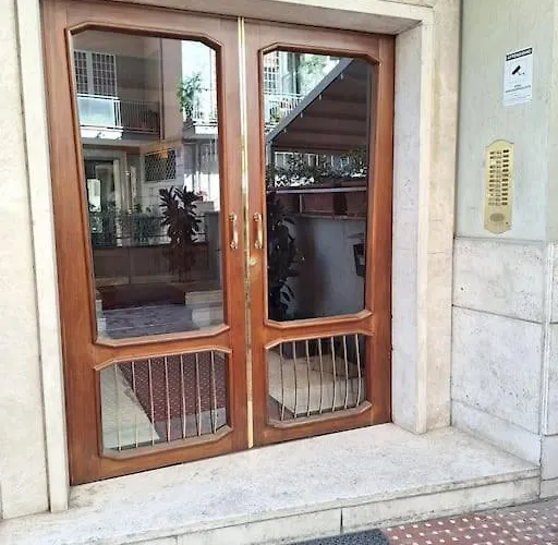 Apartment S Peter Ristrutturato In Centro Rom
