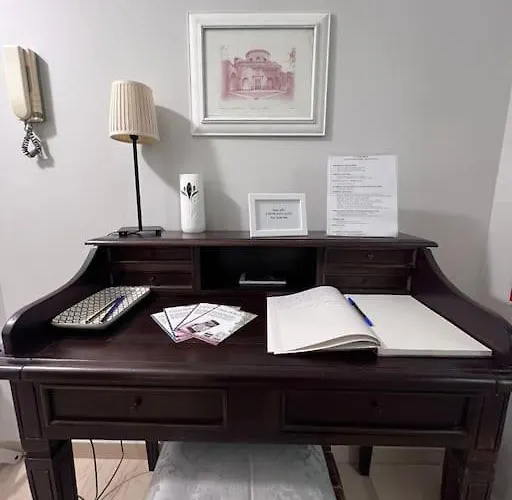 S Peter Ristrutturato In Centro Apartment